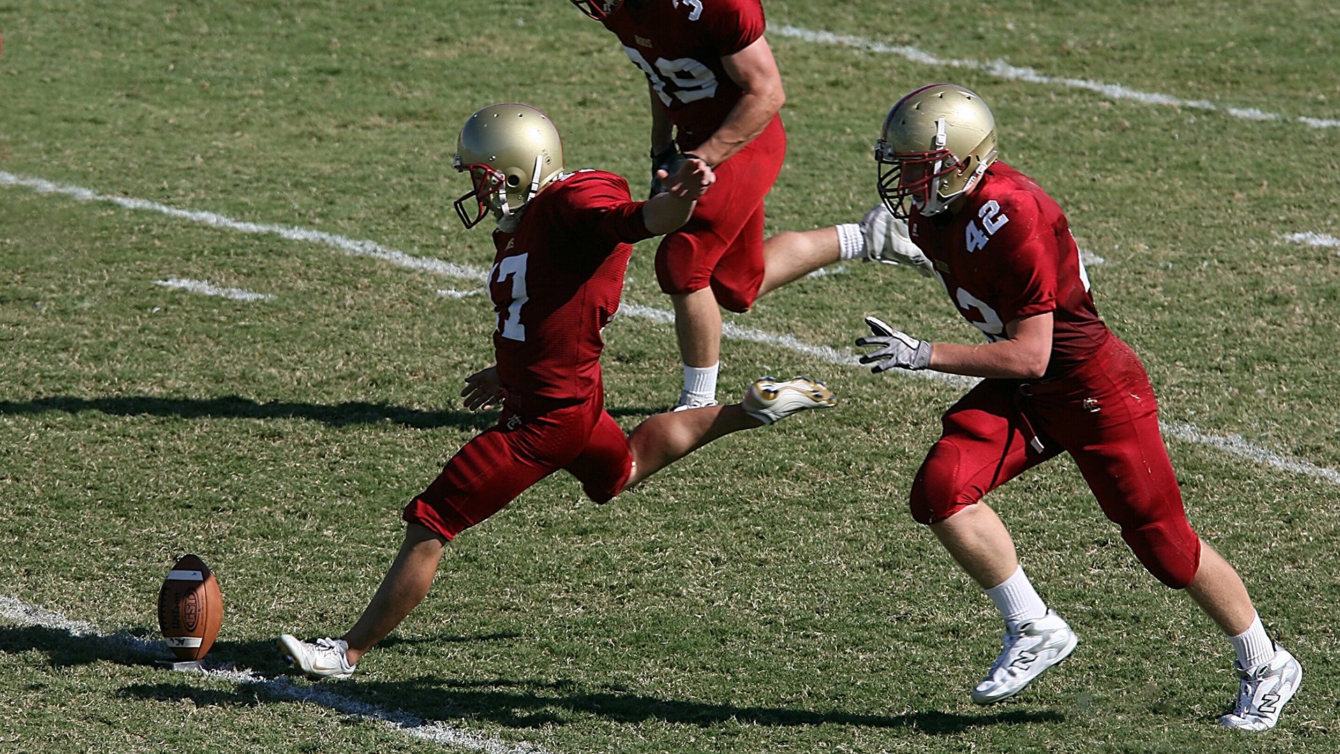 星空娱乐网站官网-勇士队向三连冠发起冲击,勇士三个冠军的对手是谁